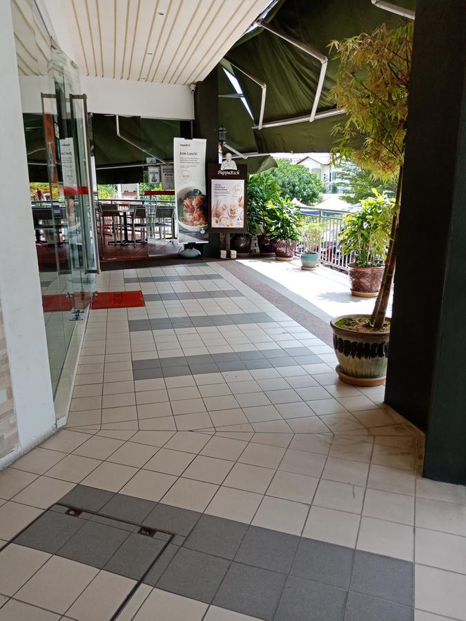 Hotel Zamburger Bukit Segar Cheras Exterior photo
