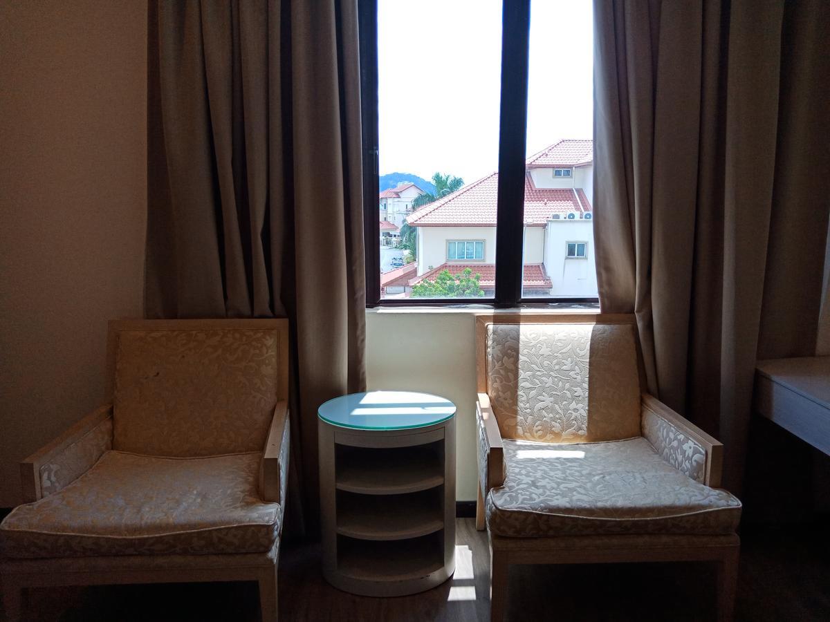 Hotel Zamburger Bukit Segar Cheras Exterior photo